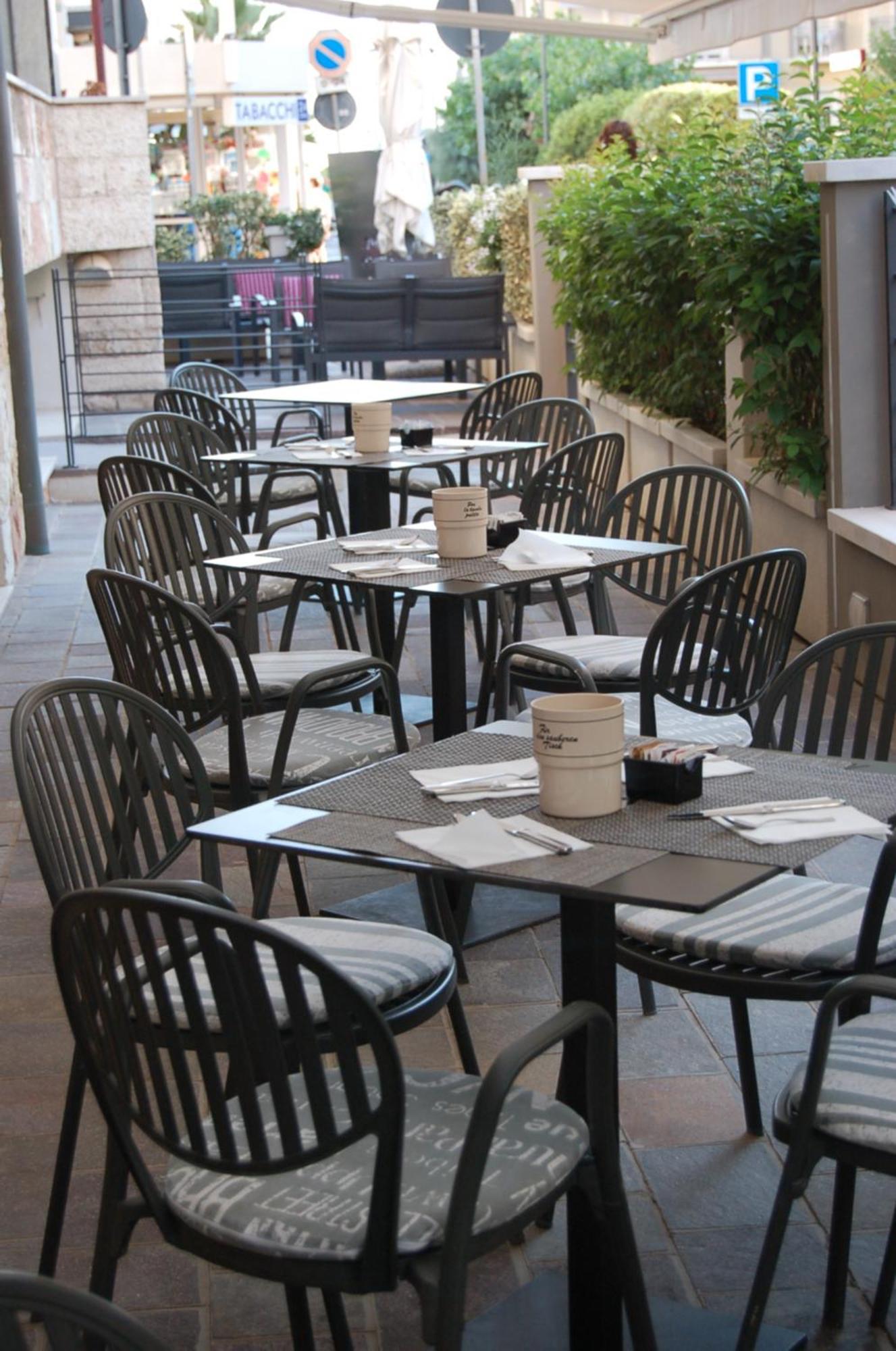 Hotel Brig Cattolica Exterior foto
